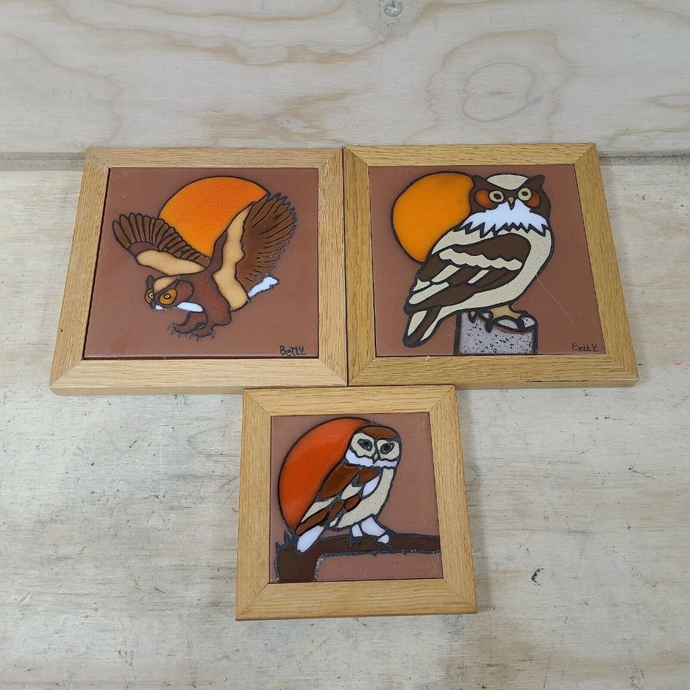 The Betty Co. Owl Painted Terracotta Tile Trivet Hot Plate‎ Wall Hanging Lot